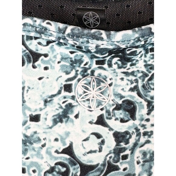 Gaiam Workout Athletic Yoga Exercise Built-In Bra top, Black, XS, Extra Small - Picture 3 of 5